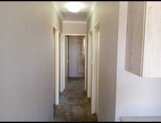3 BEDROOM FREEHOLD FOR SALE IN NEW MODDER